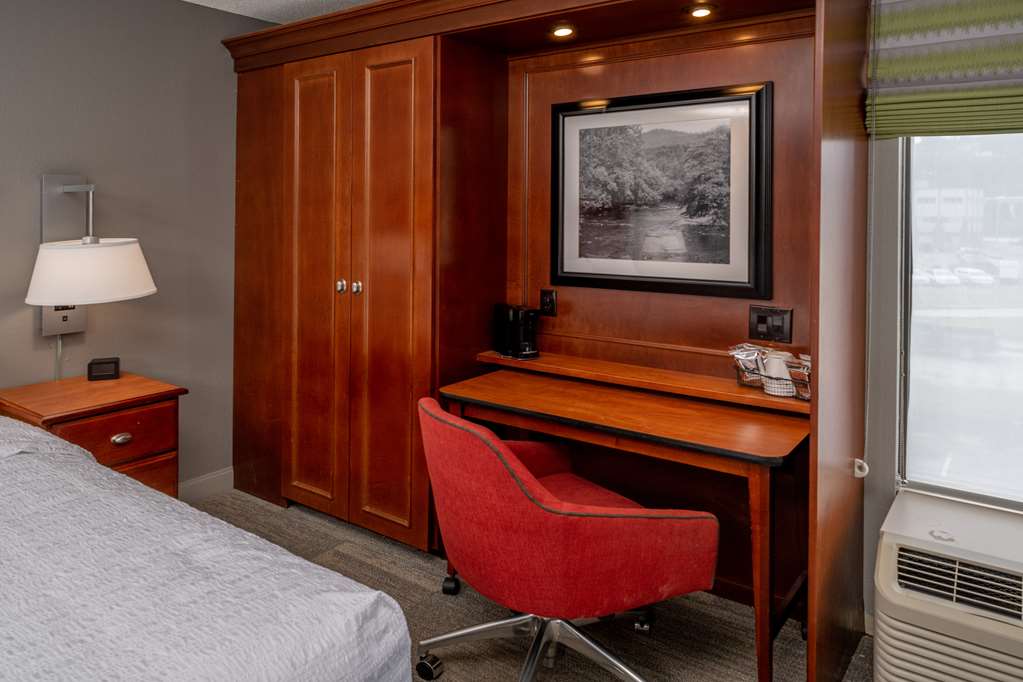 Фото Hampton Inn Charleston-Downtown