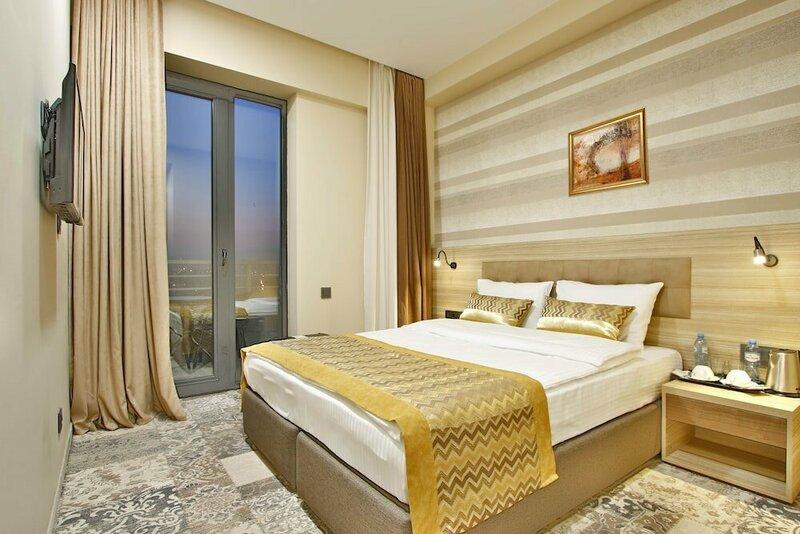 Фото Ameri Plaza