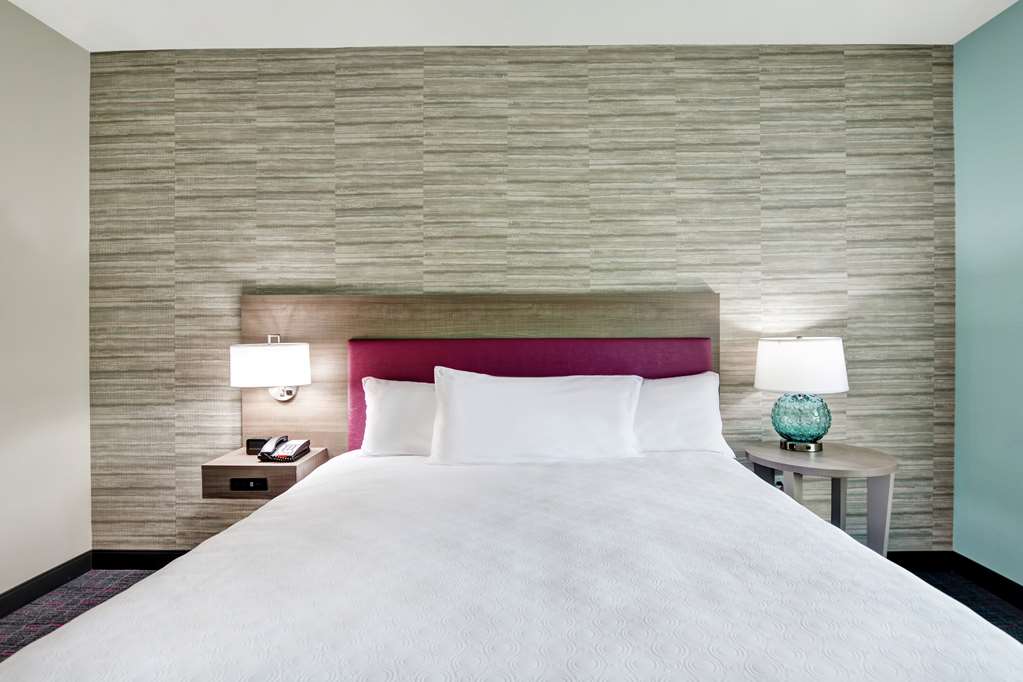 Фото Home2 Suites by Hilton Pecos