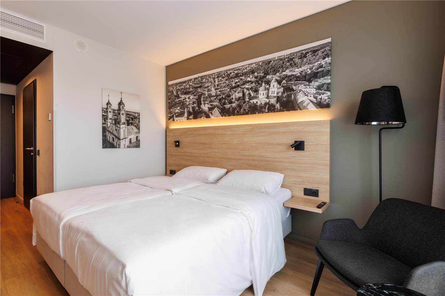 Фото Park Inn by Radisson Vilnius Airport Hotel & Conference Centre