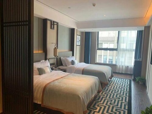 Гостиница Till Bright Hotel в Хуайхуа