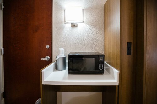 Гостиница Holiday Inn Express & Suites в Оук-Ридж