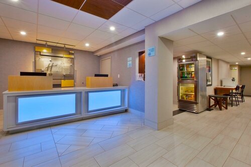 Гостиница Holiday Inn Express Fairfax - Arlington Boulevard во Вьенне
