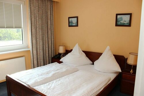 Гостиница Wiking Hotel в Хенштедт-Ульцбурге