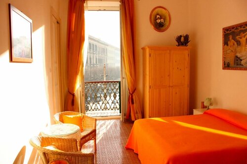 Гостиница Ca' del Sol B& x26; B в Кальяри