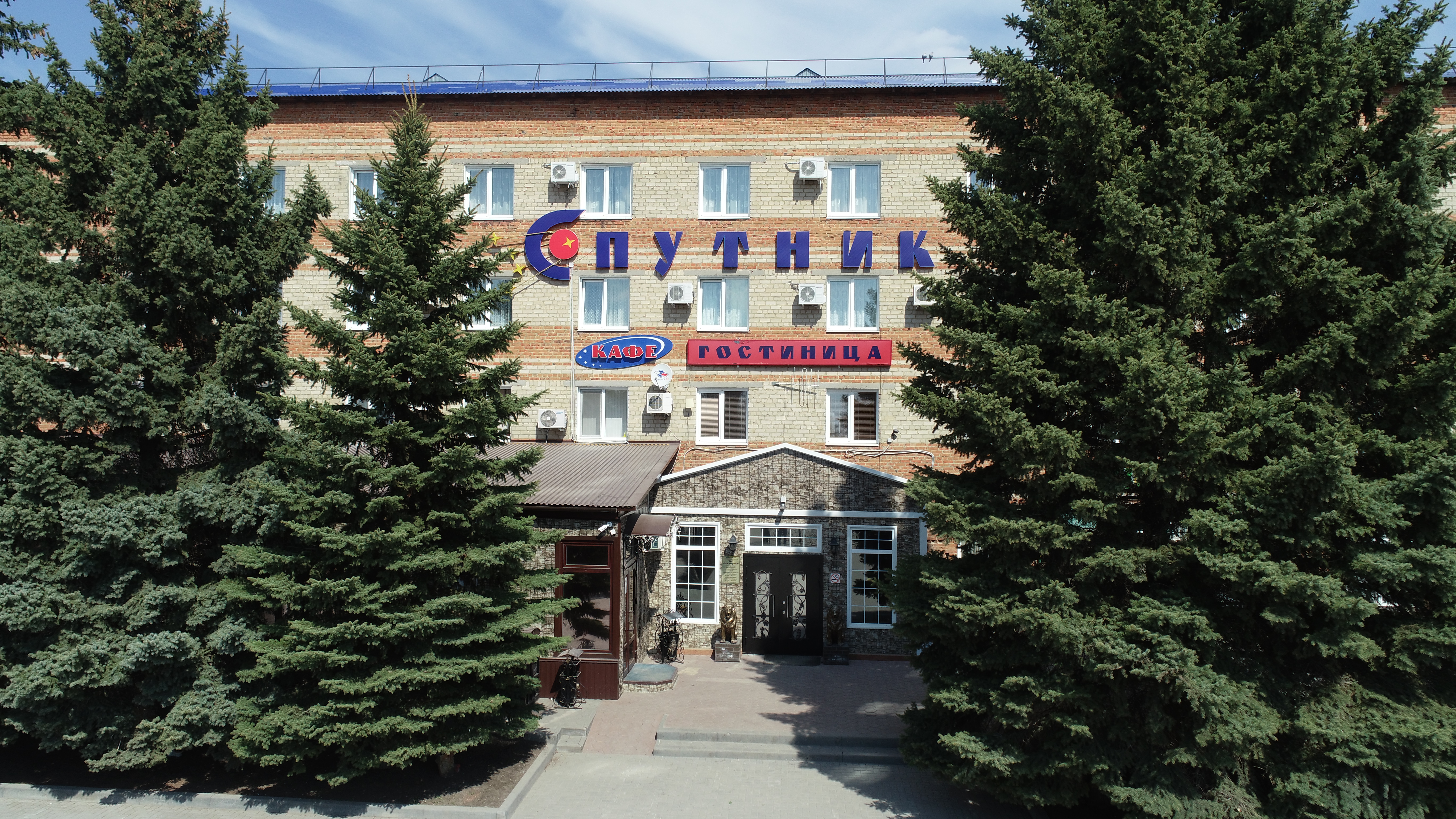 Фото отеля 1