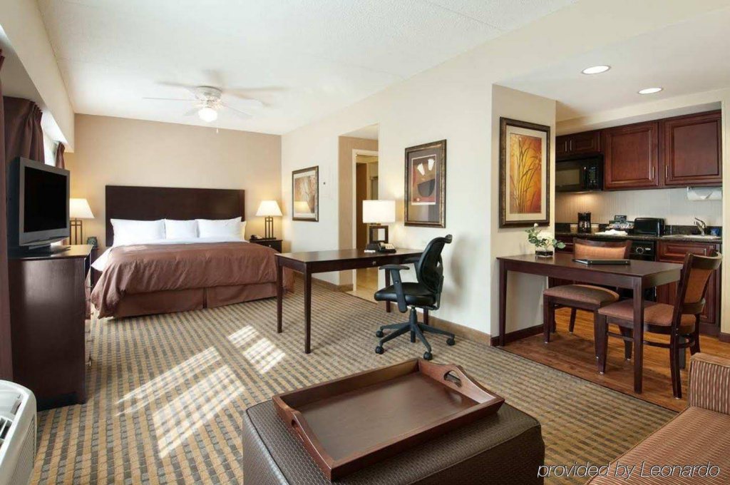 Фото Homewood Suites by Hilton St Louis Park at West End