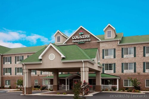 Гостиница Comfort Inn & Suites High Point - Archdale