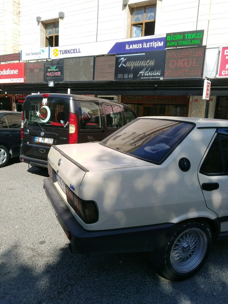 Mobile phone store Onur Market ilanus Communication Branch, Istanbul, photo