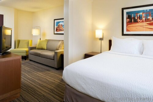 Гостиница Springhill Suites Minneapolis St Louis Park by Marriott в Миннетонке