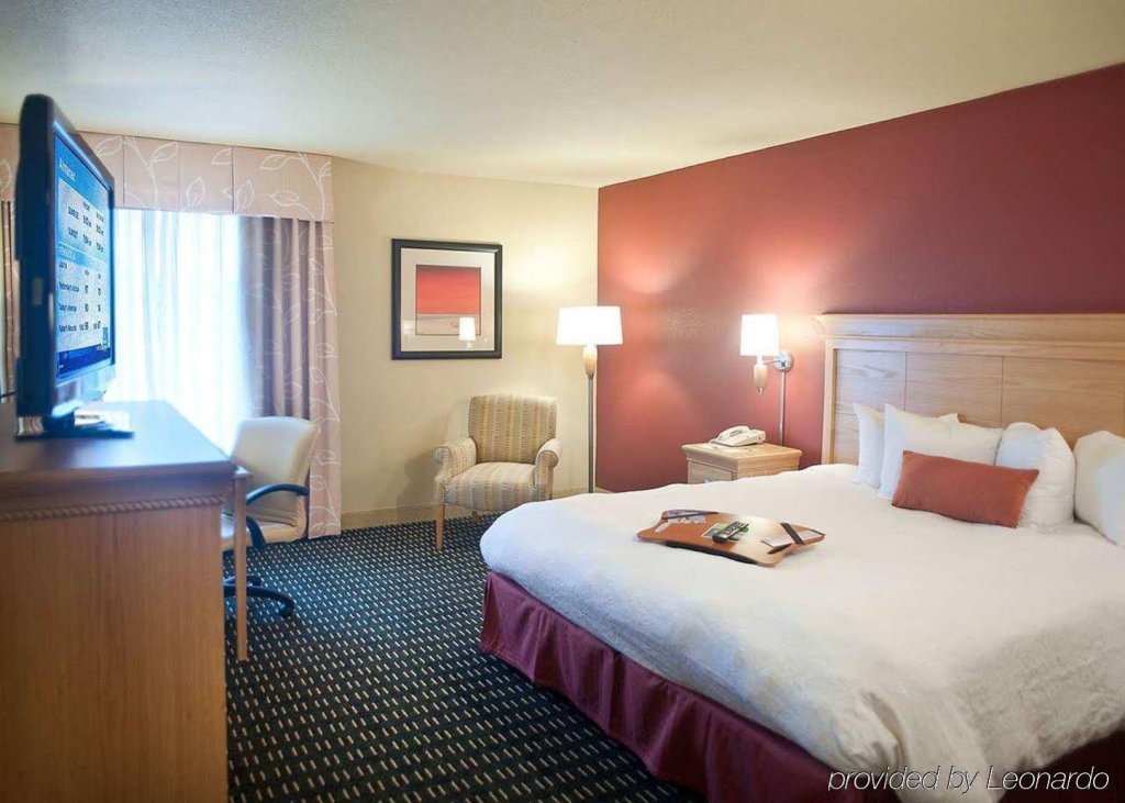 Фото Hampton Inn Pensacola-Airport