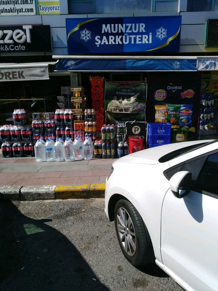 Alkollü içecekler Munzur Şarküteri, Beylikdüzü, foto