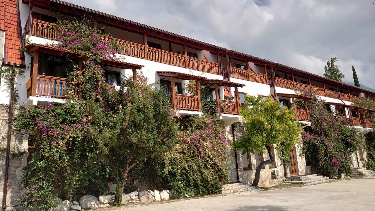 Фото Абаата