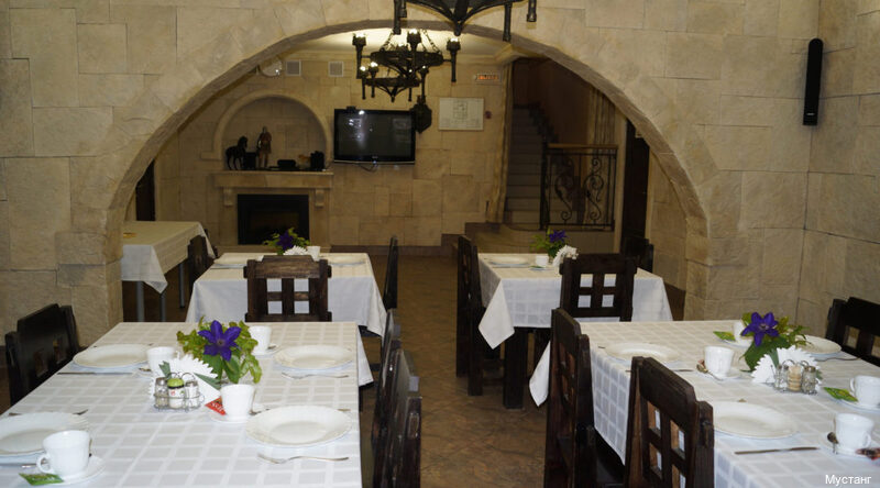 Фото Мустанг