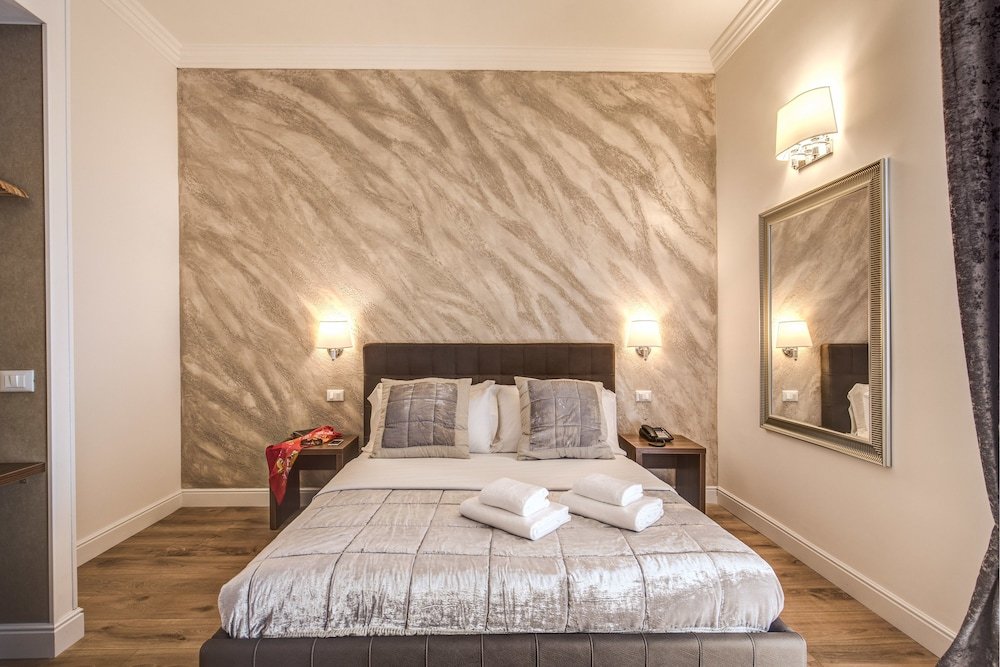 Фото River Luxury Suites