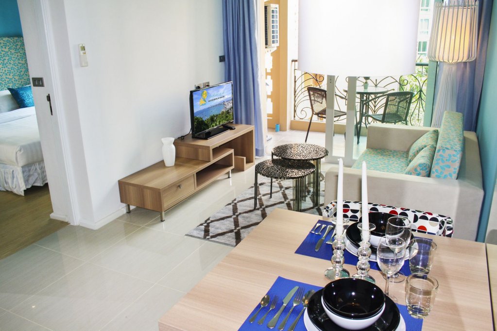 Фото Atlantis Pool View Resort