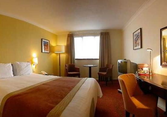 Фото Hilton Garden Inn Abingdon Oxford