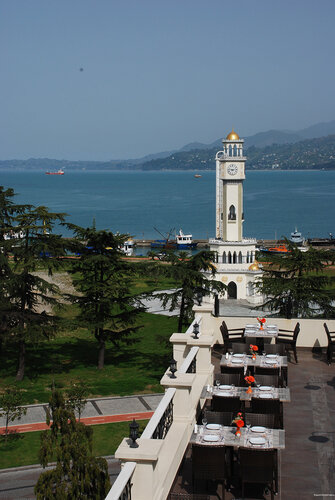 Гостиница Batumi World Palace в Батуми