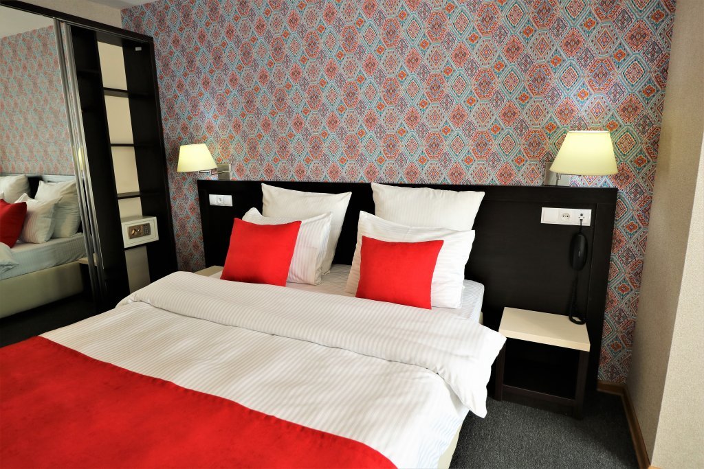 Фото East Gate Boutique Hotel