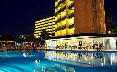 Гостиница Hotel Vibra Beverly Playa в Кальвии