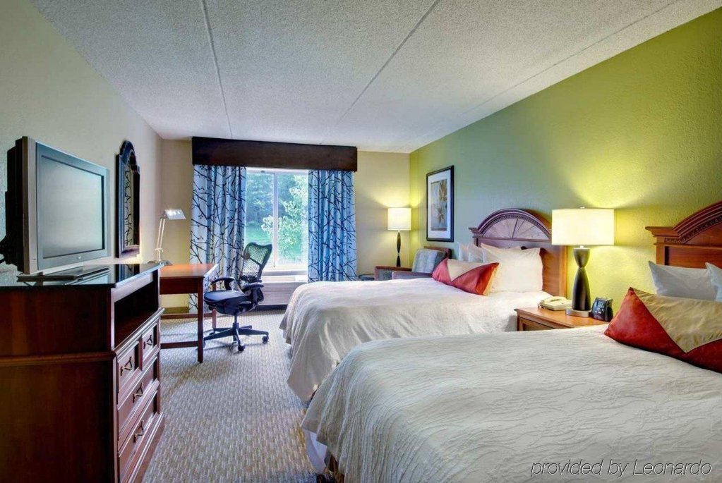 Фото Hilton Garden Inn Albany Airport