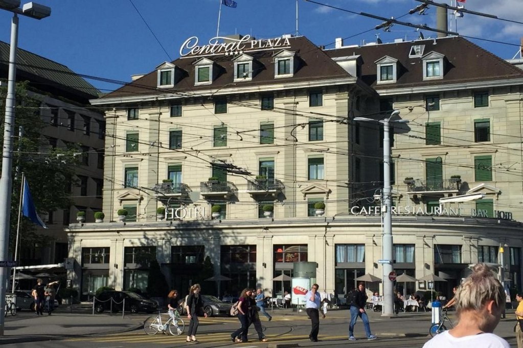 Фото Central Plaza Zurich