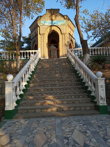 Mausoleum of Mullah Asomuddin Mirpustin Ota (Andizhan, Obod mahalla fuqarolar yigʻini), landmark, attraction