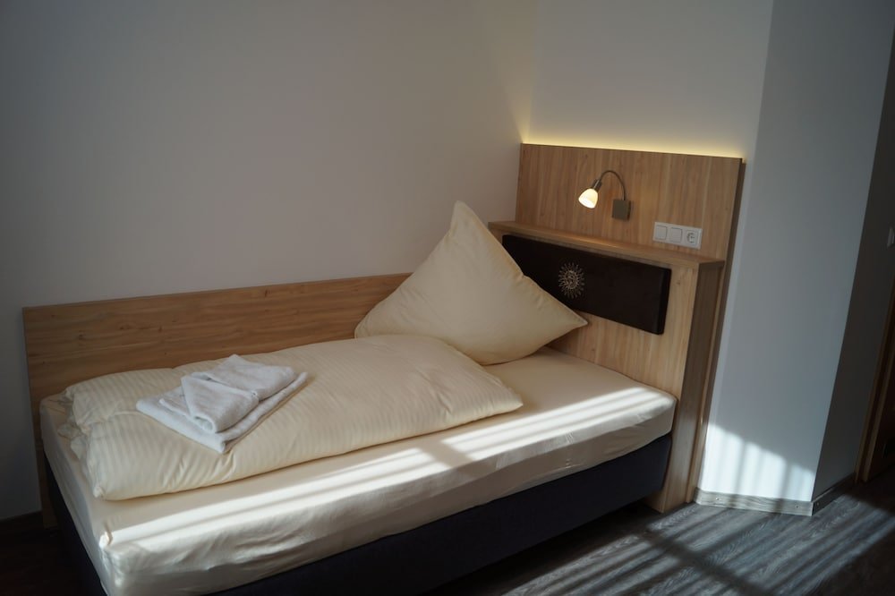 Фото Hotel Gasthaus Sonne