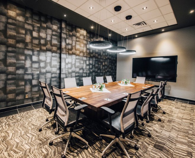 Фото The Explorer Hotel Yellowknife