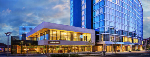 Внешний вид отеля 1 Hotel Toronto в Торонто, фото 1