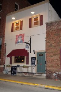 Фото Blessings on State Bed & Breakfast