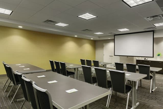 Фото Home2 Suites by Hilton Appleton