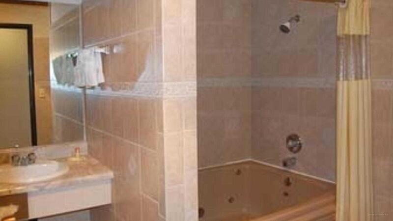 Фото Countryside Inn & Suites