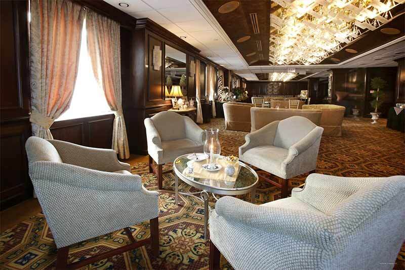 Фото The Claridge Hotel