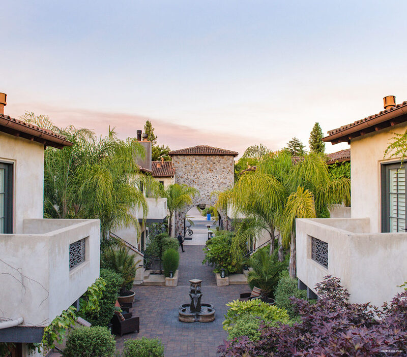 Фото North Block Hotel