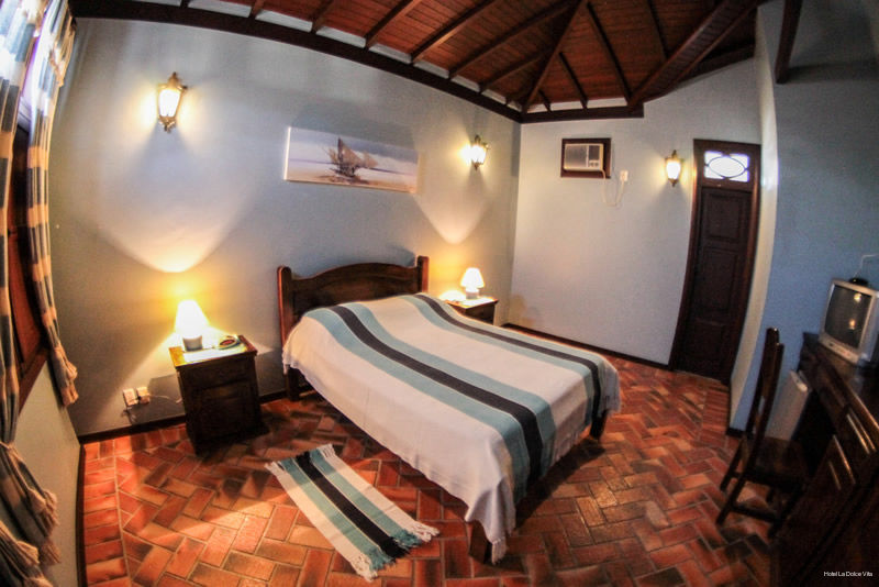 Фото OYO Hotel La Dolce Vita, Rio das Ostras