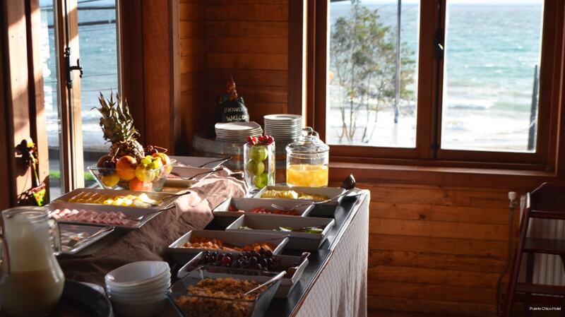 Фото Puerto Chico Hotel