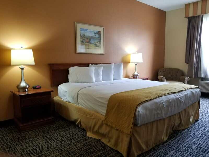 Гостиница Quality Inn & Suites Muskogee