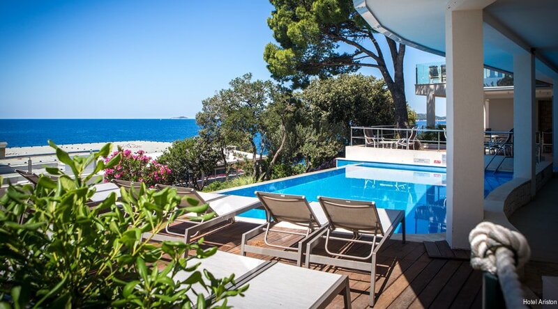 Фото Royal Ariston Hotel