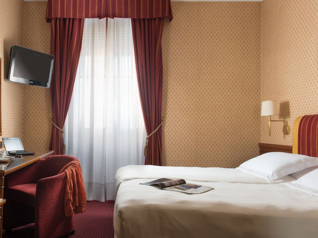 Фото Hotel Berna