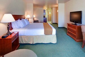 Holiday Inn Express Hotel & Suites Tehachapi, an Ihg Hotel