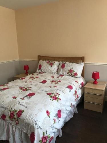 Фото Travelodge London Bethnel Green