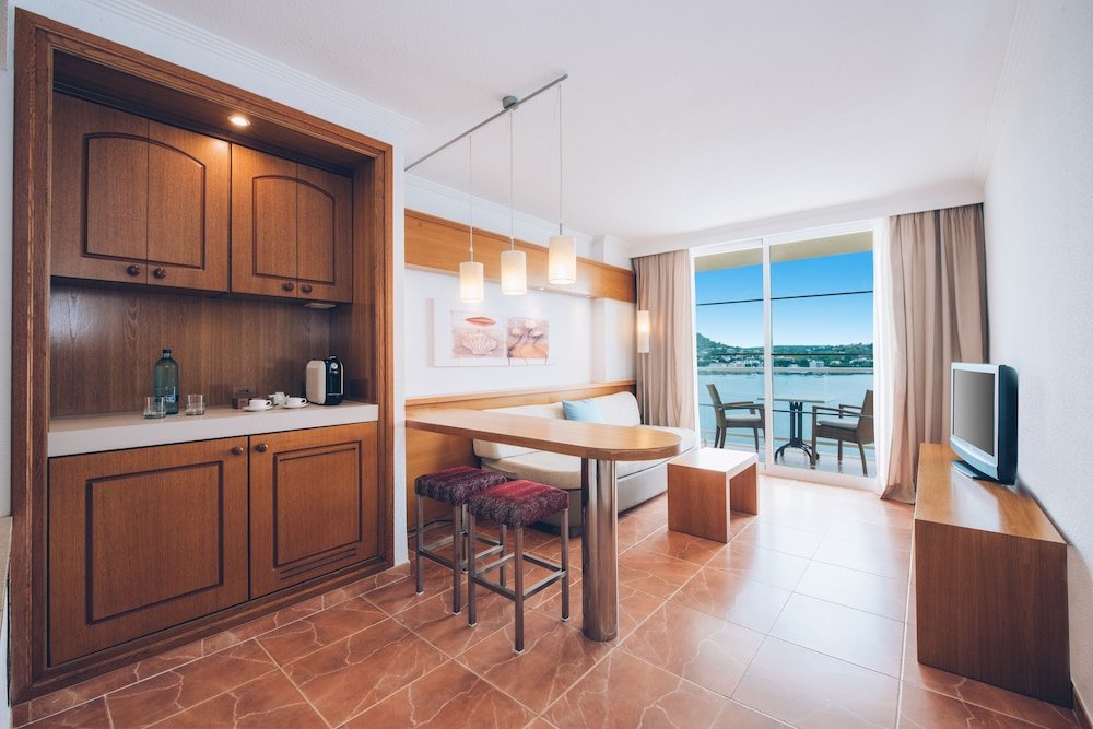 Фото Iberostar Selection Jardín del Sol Suites