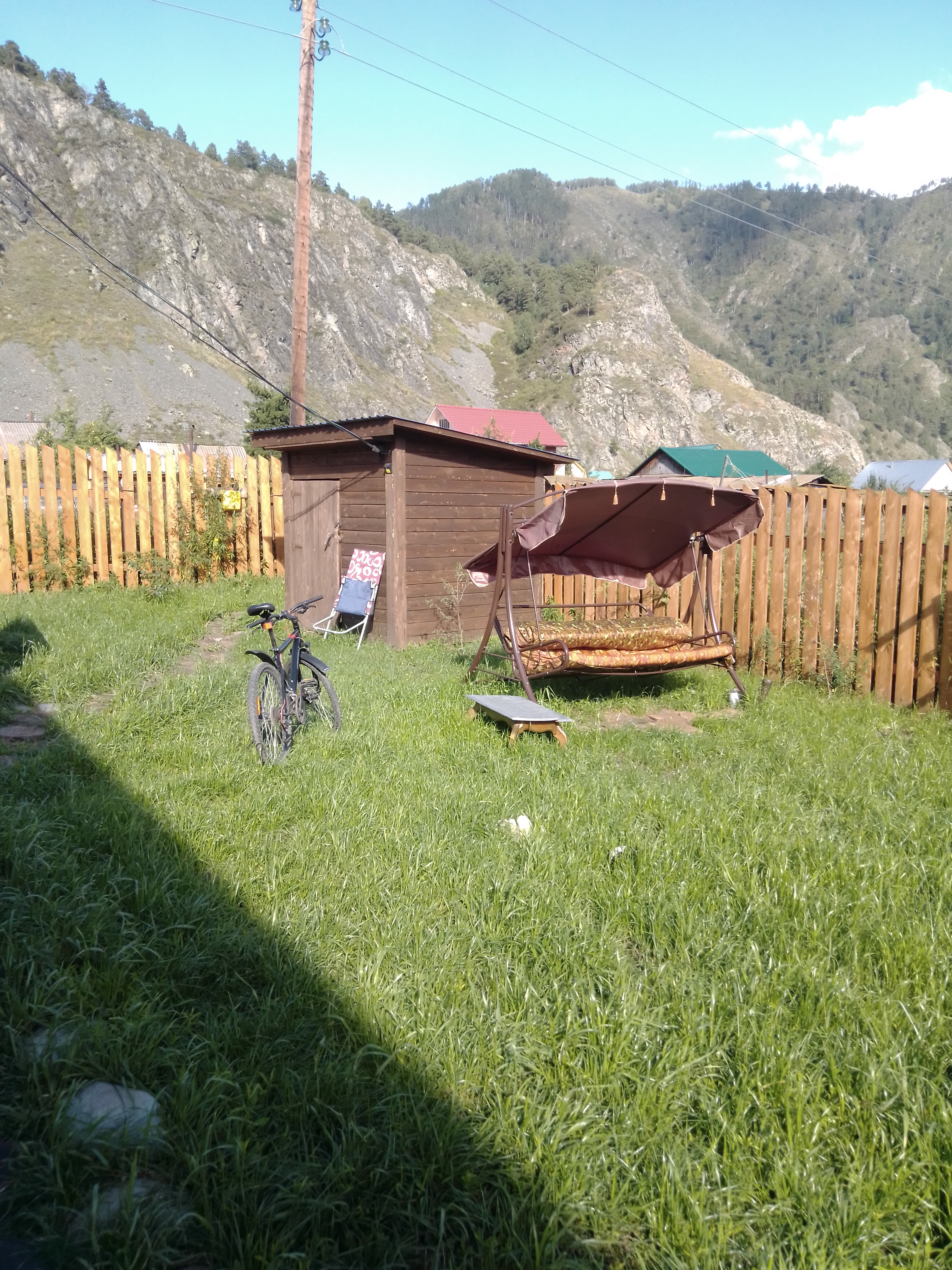 Фото Усадьба у горы