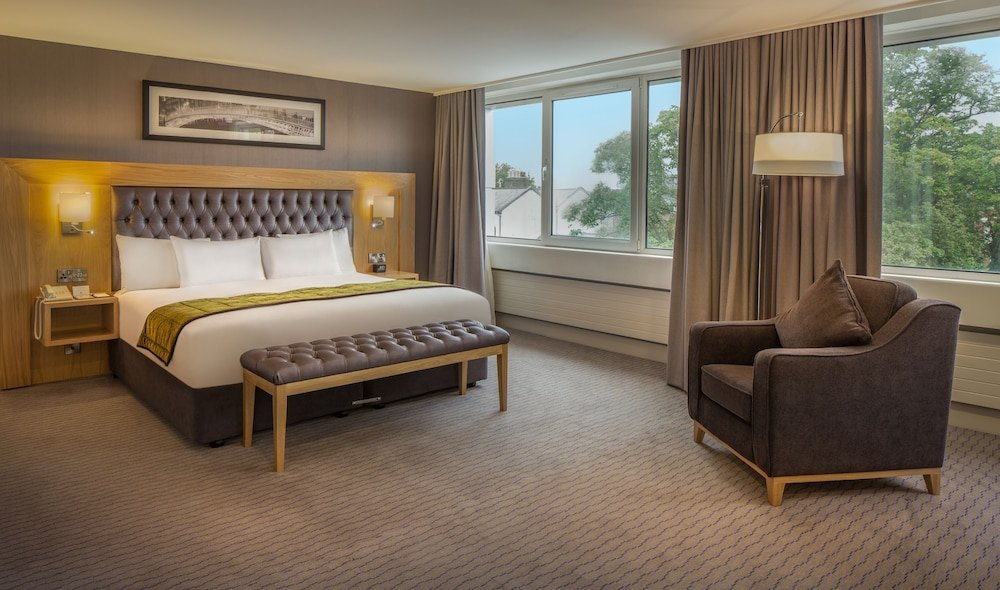 Фото Clayton Hotel Burlington Road