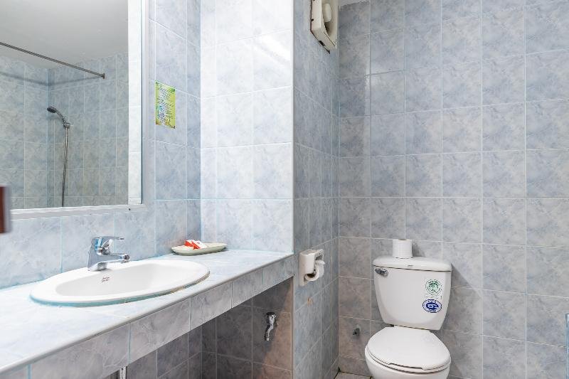 Фото Eastiny Place Hotel