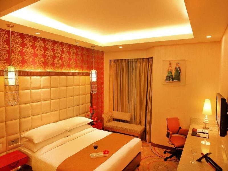 Фото The Metropolitan Hotel and SPA New Delhi