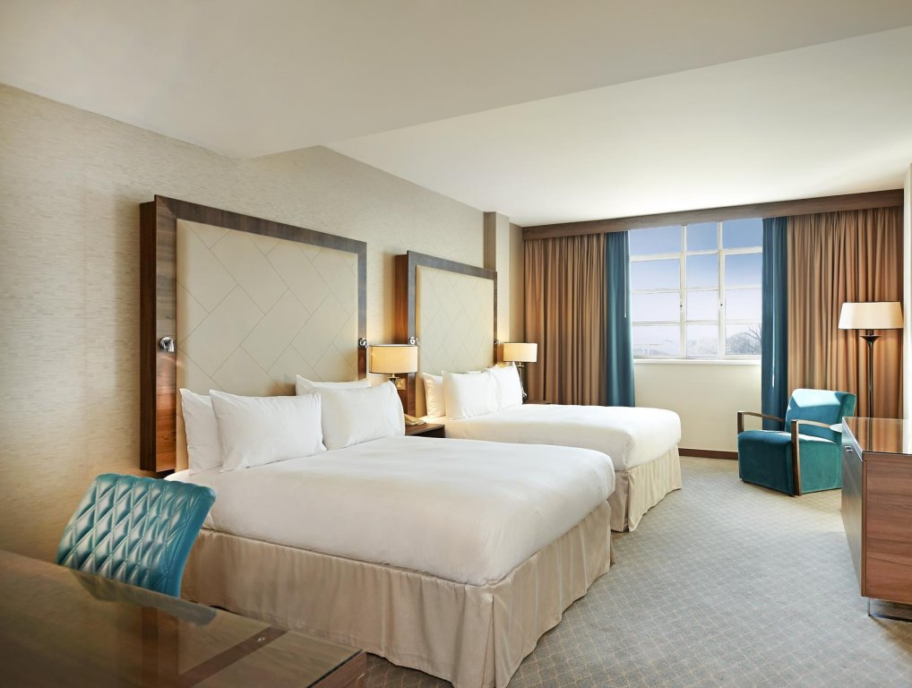 Фото Hilton Cardiff