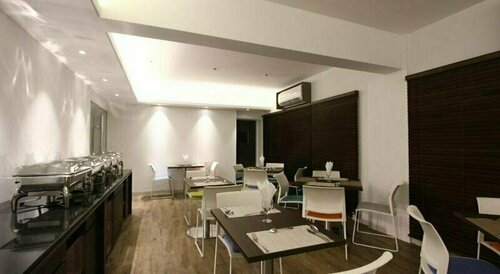 Гостиница Spring Hill Apartments в Бангладеш