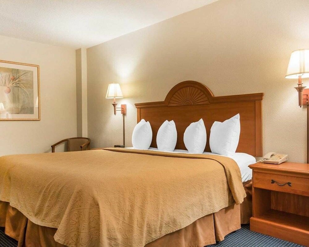 Фото Quality Inn Massena